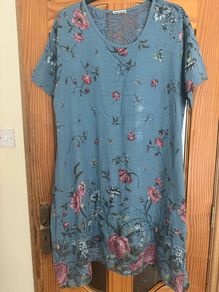 Linda Made in Italy plus size blue floral dress above the knee size UK22 EU50 Perfect condition Postage included