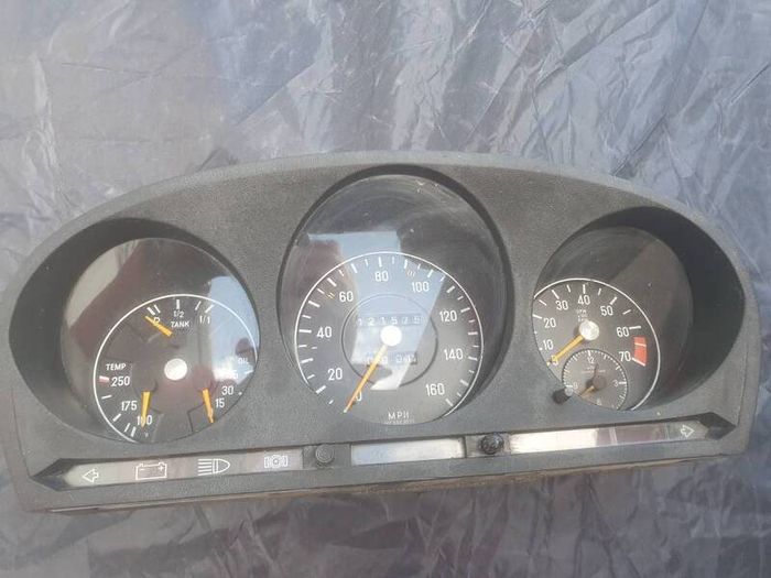 Mercedes r107 parts