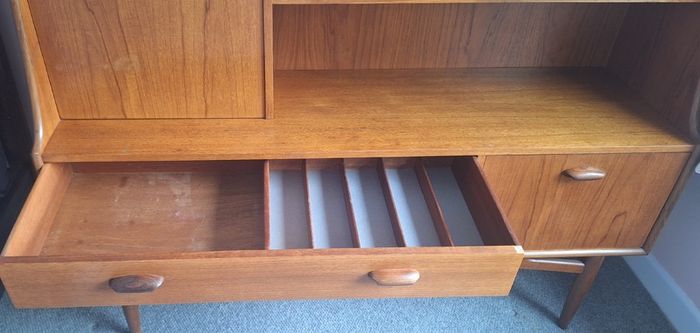 G plan highboard