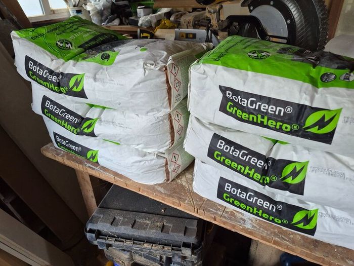 Tiles  , tile adhesive,