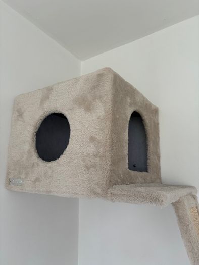 cat climbing set + toys - mint condition