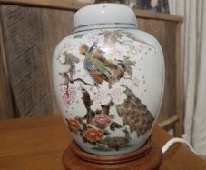 Twin Japanese Satsuma table lamps