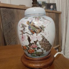 Twin Japanese Satsuma table lamps