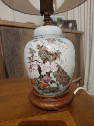 Twin Japanese Satsuma table lamps