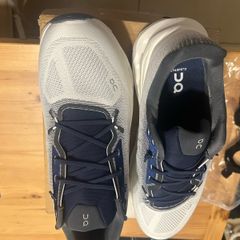 On cloud cloudlift brand new