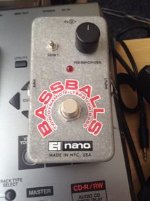Bassballs pedal