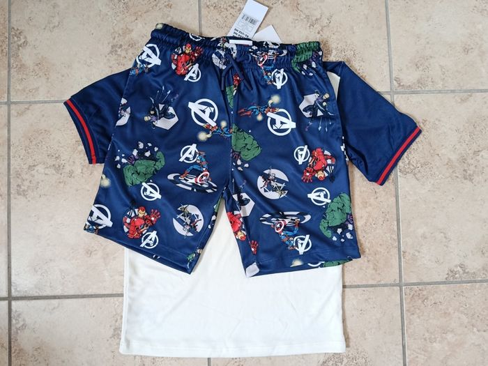 Marvel Avengers Boys Short Set (Shirt+Shorts) 8-9 years, 128-134 cm NEW