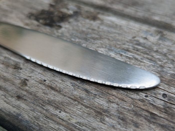 Dining knives set