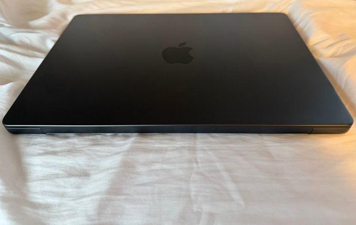 Apple MacBook Pro 14.2" M5 16GB 512GB - Space Black