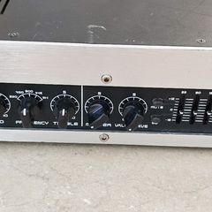 Bugera BVP5500 Classic Bass Amplifier Head (550 Watts)