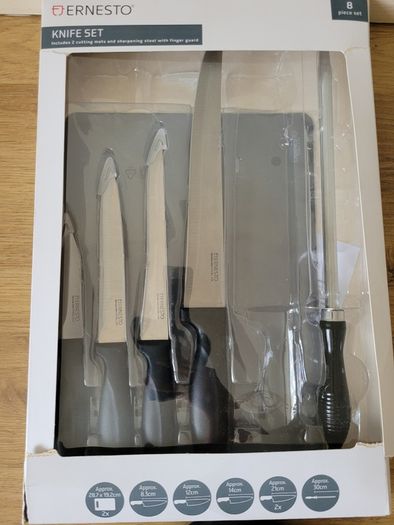 Knife set