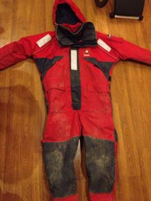 Sea survival suit