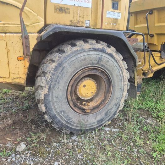 Dump Truck Bell B25