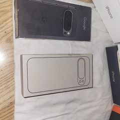 Google pixel 9Pro box