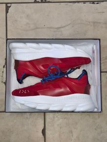 versace chain reaction