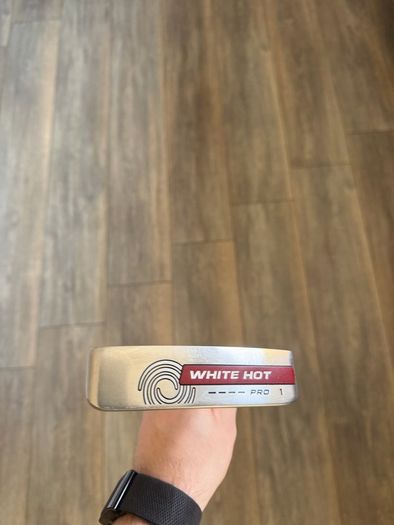 Odyssey White Hot Pro V1