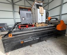 Plasma cutting machine