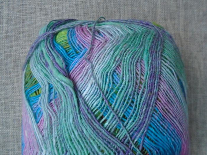 4 x 50g balls Noro Sekku, Knitting .crochet. craft supplies, Lace weight yarn, 2 ply yarn