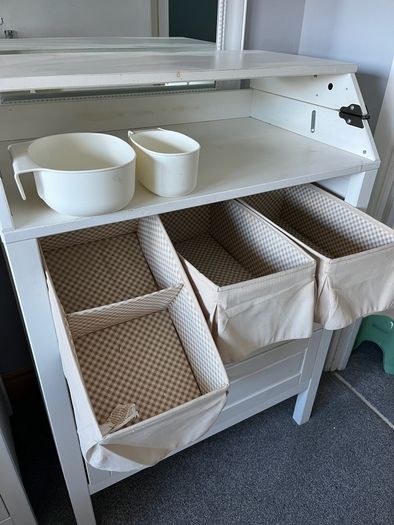Ikea - Changing Table