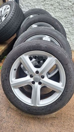 audi Q5 quattro alloys