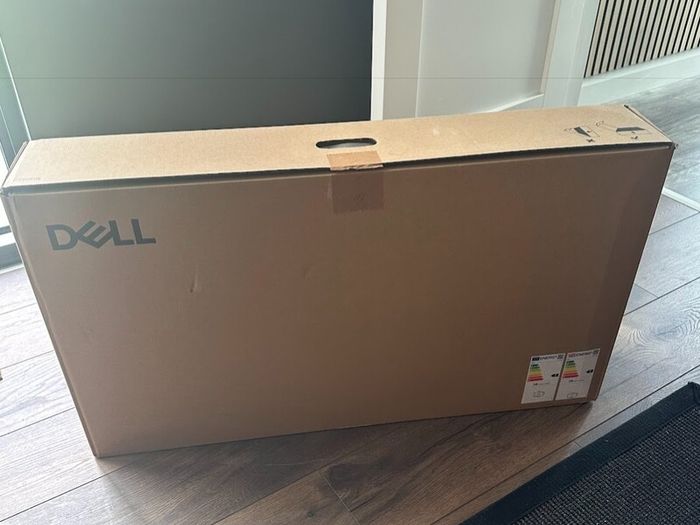 Dell Pro 32 Plus 4K USB-C Hub Monitor (P3225QE)