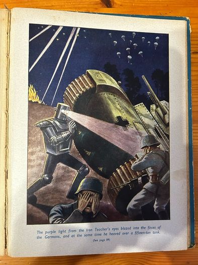 Vintage annual:'The Hotspur Book for Boys' 1943
