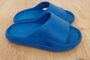 Plain blue sliders (Size UK13/EU32)