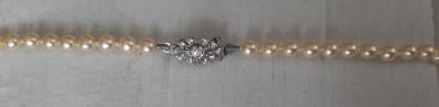 vintage knotted pearl necklace