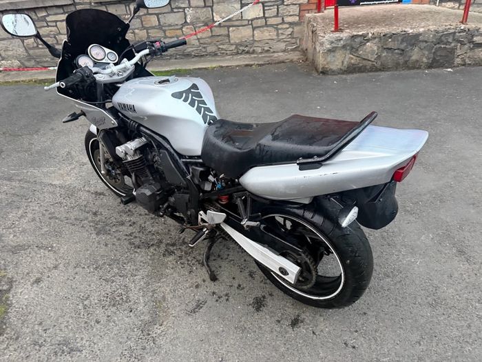 Yamaha Fazer 600