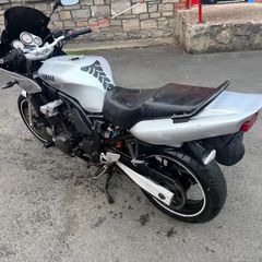 Yamaha Fazer 600