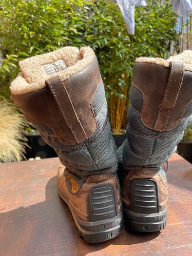 Timberland  size 6 or 8.5M