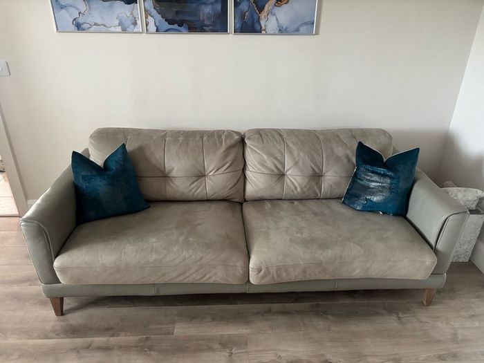 Michael Murphy couches