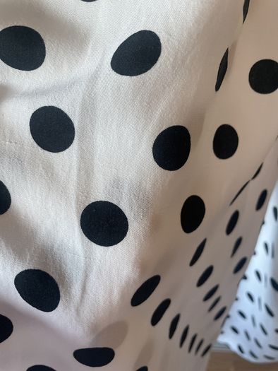 H&M premium spot trousers