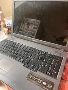 Samsung NP-R503 Laptop (2010) for parts