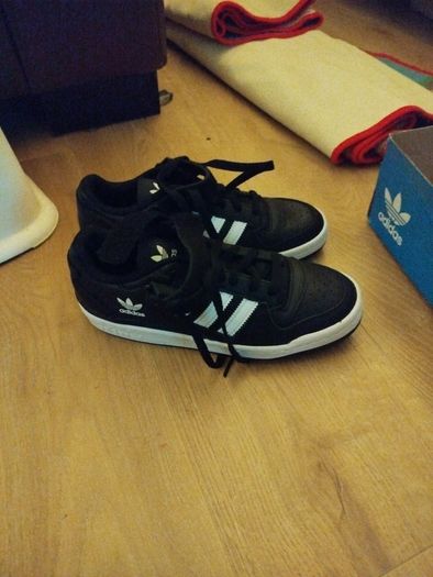 Boys Trainers UK 5.5