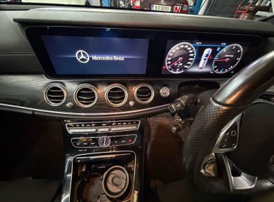 e-class w213 screen