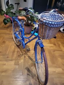 Ladies  Vintage Style Bike