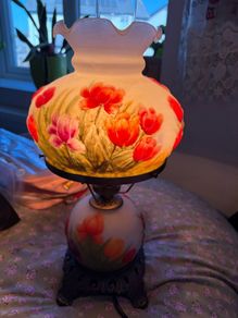Vintage Hand-Painted Double Light Tulip Table Lamp