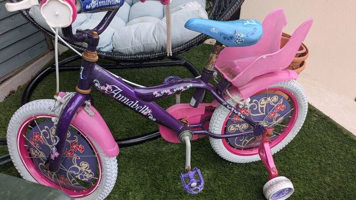 Girl bike