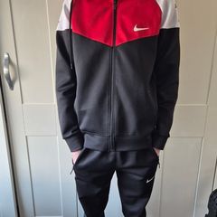 nike tracksuit