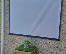 projector screen