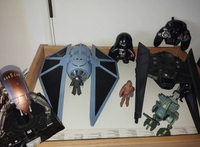 Star Wars Collection  Vehicles, Droids & Figures