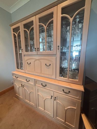 Wall Cabinet Unit