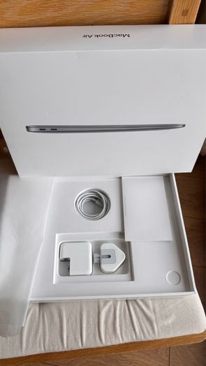 MacBook Air 2020 i7 Quad Core