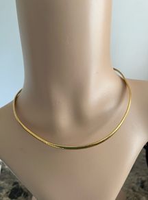 Gold tone necklace