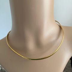 Gold tone necklace
