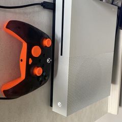 Xbox One S Console read description