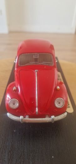 Road Legends VW Beetle 1967 1:24 Red