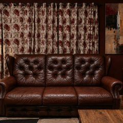 5 pieces of quality Furniture/ Curtains/art