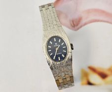 Vintage Swiss Made Nivada Lady's Mechanical Wind up Swiss Watch from 1960s